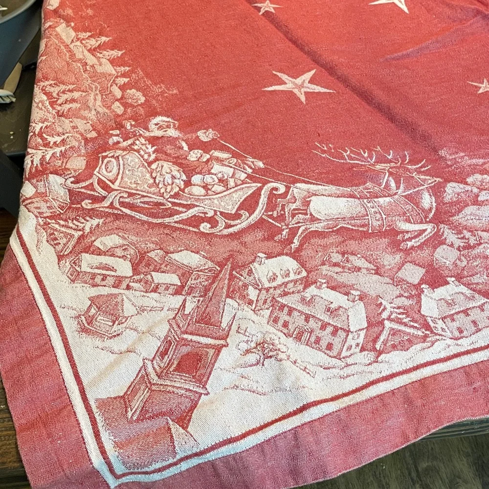 Williams Sonoma Twas The Night Before Christmas Table Cloth 90”x70”